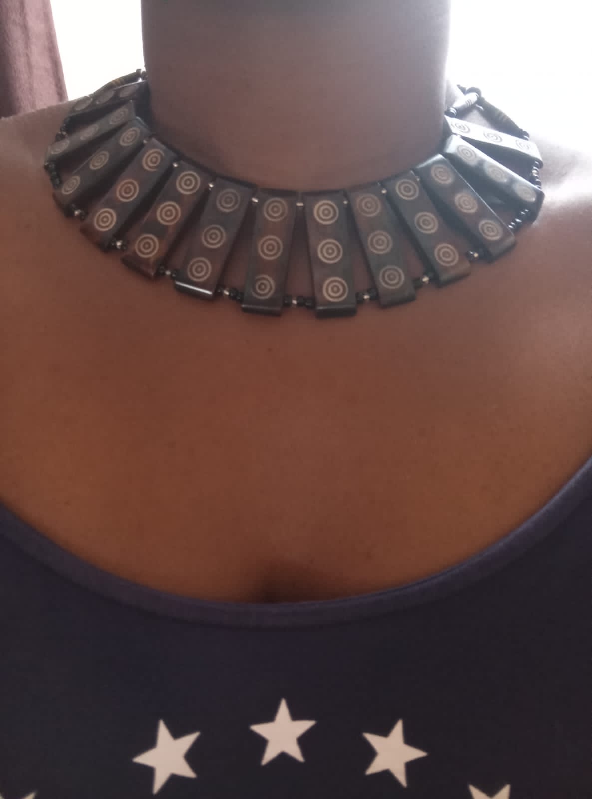 Brown Women chocker necklace